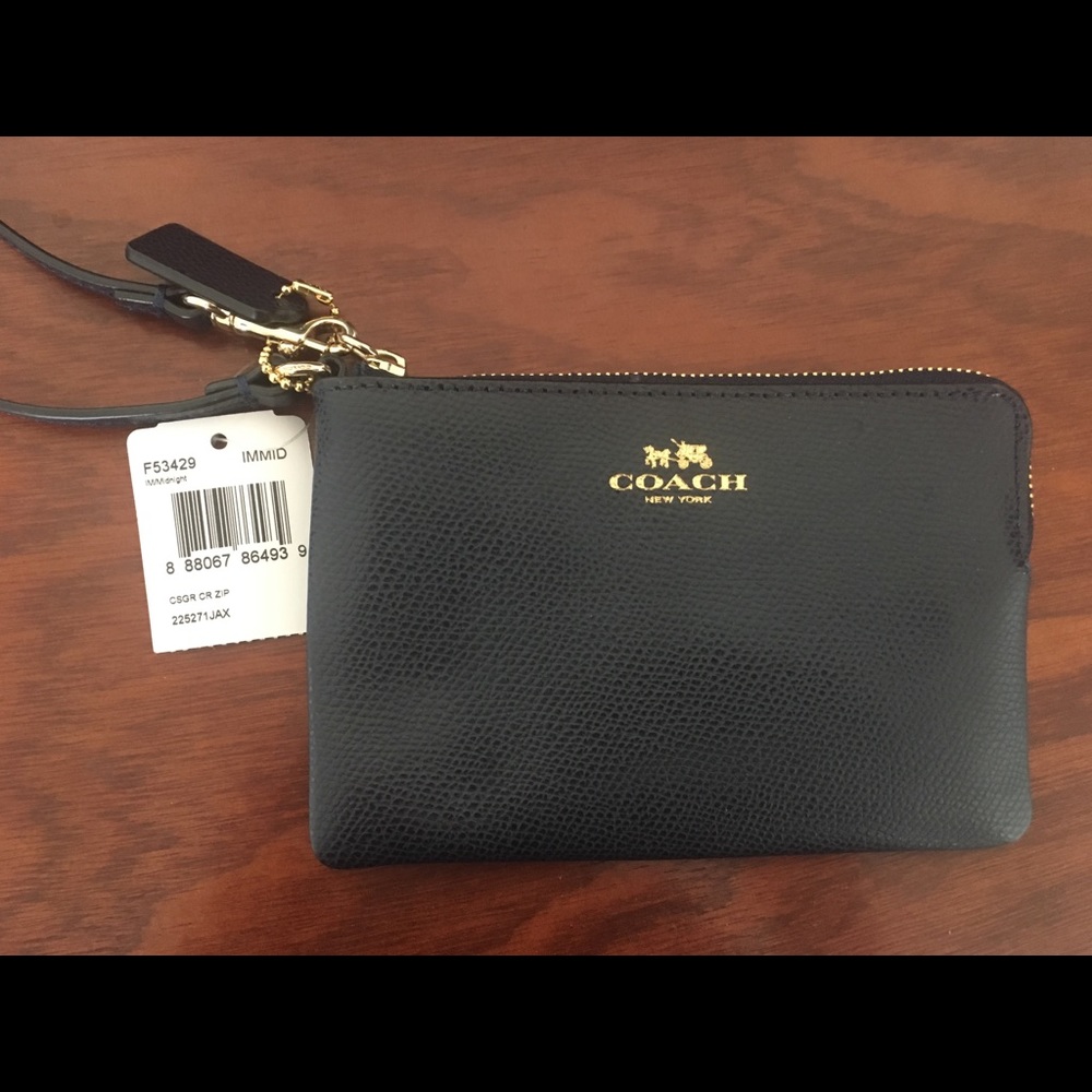 ✨ Coach | Wristlet